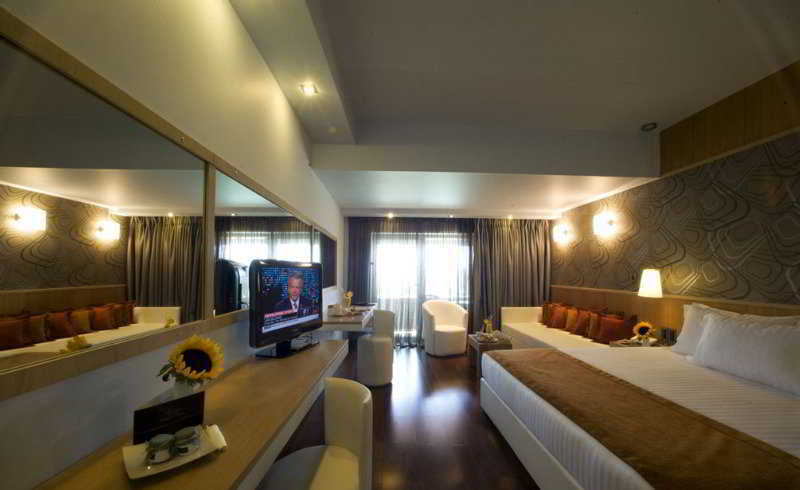 Thessalikon Grand Otel Kardiça Dış mekan fotoğraf